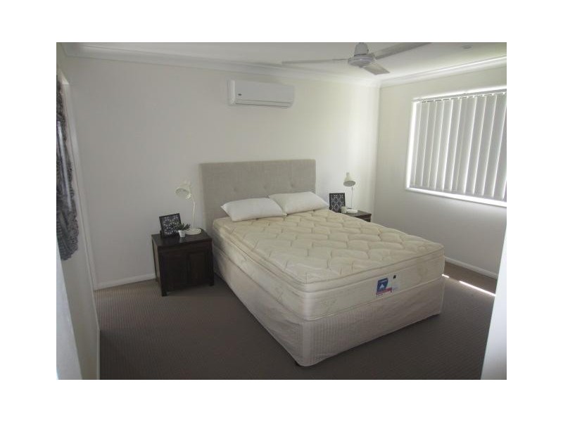 52 Epping Way, Mount Low QLD 4818