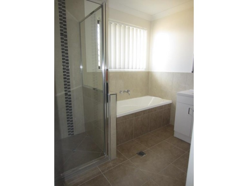 52 Epping Way, Mount Low QLD 4818