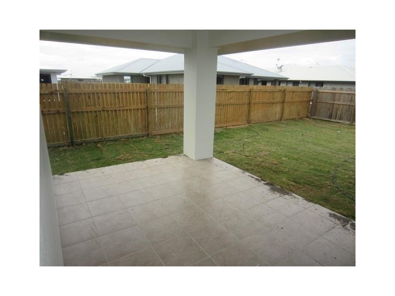 62 Epping Way, Mount Low QLD 4818