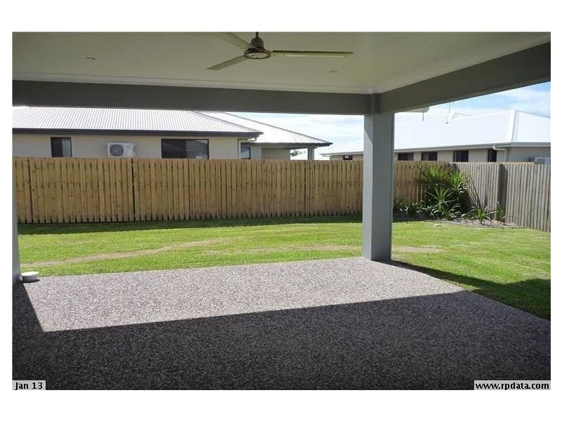 16 Izaro Circuit, Burdell QLD 4818