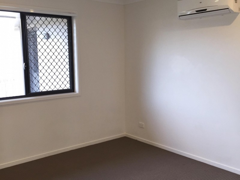 18 Catho Avenue, Mount Low QLD 4818