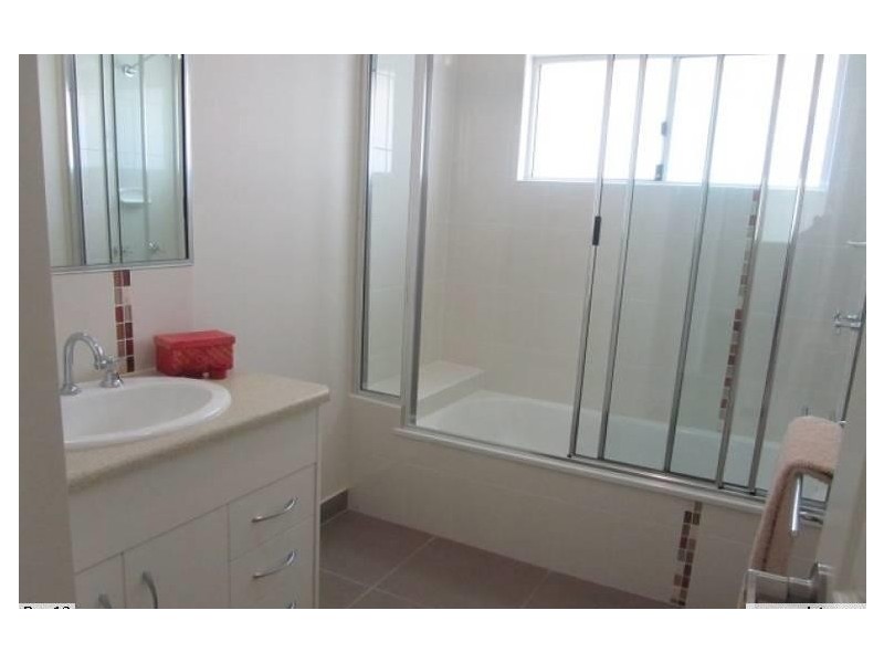 13 Iona Avenue, Burdell QLD 4818