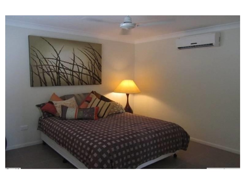 13 Iona Avenue, Burdell QLD 4818