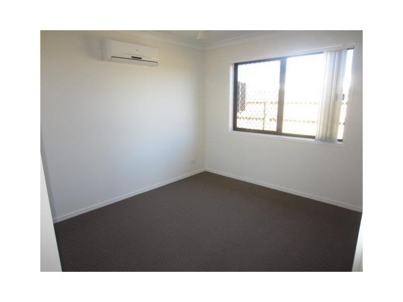 22 Waikiki Terrace, Mount Low QLD 4818