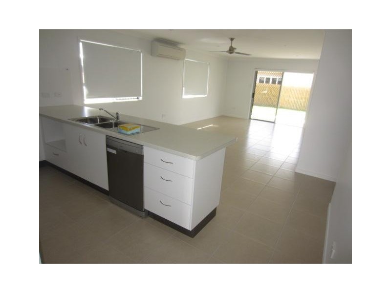 16 Cartier Circuit, Burdell QLD 4818