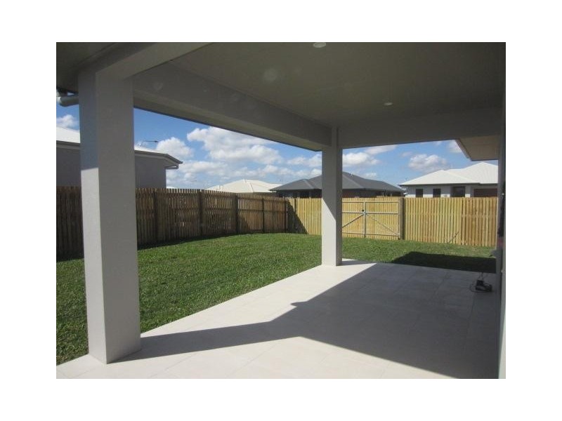 16 Cartier Circuit, Burdell QLD 4818