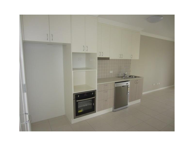 1/9 Halstone Street, Condon QLD 4815