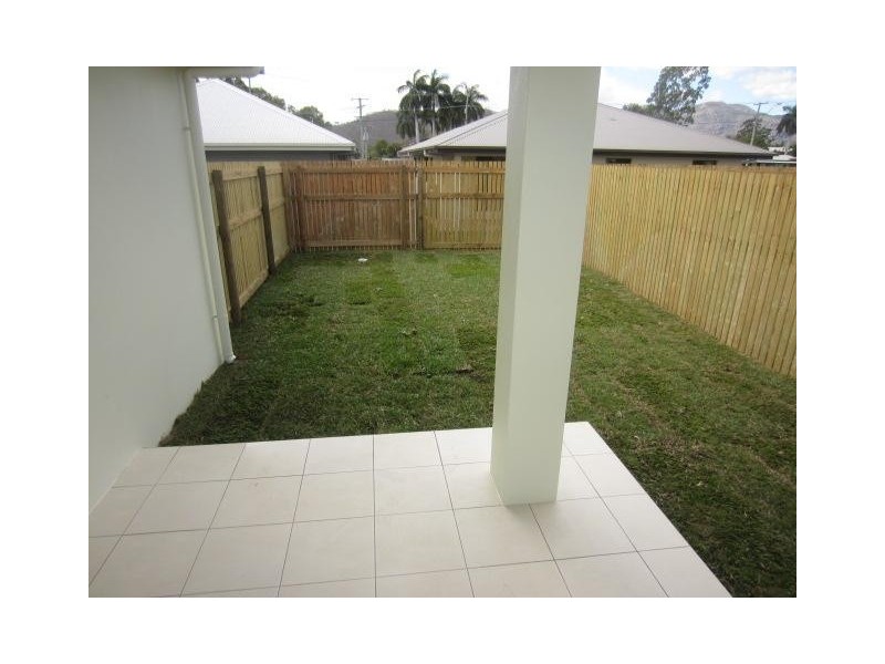 1/9 Halstone Street, Condon QLD 4815