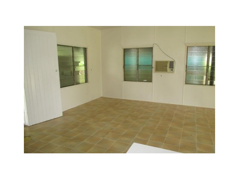 51 The Esplande, Toolakea QLD 4818