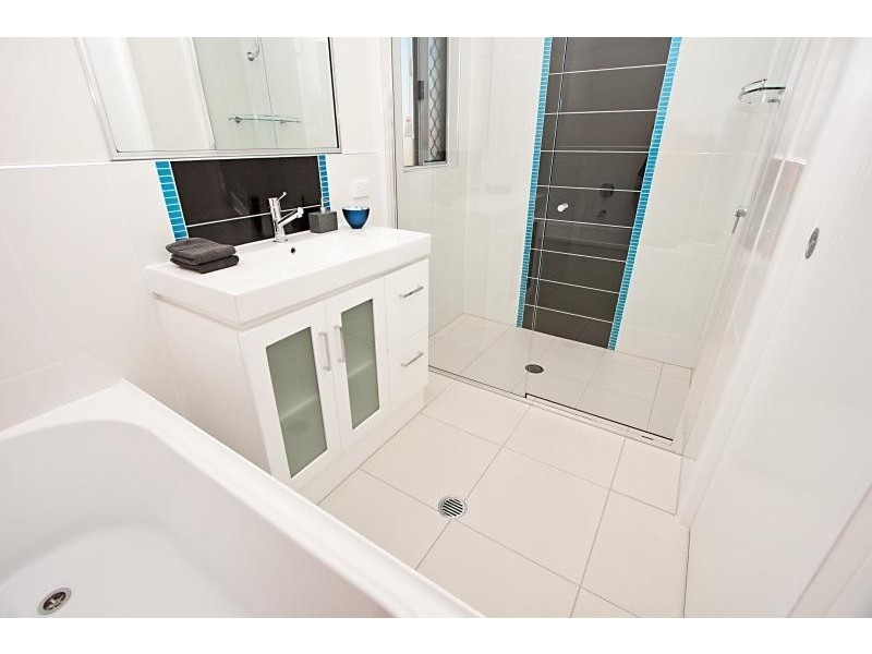 24 Nima Street, Burdell QLD 4818