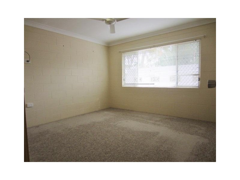 2/13 Shelton Street, Kirwan QLD 4817