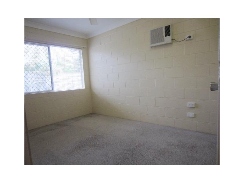 2/13 Shelton Street, Kirwan QLD 4817