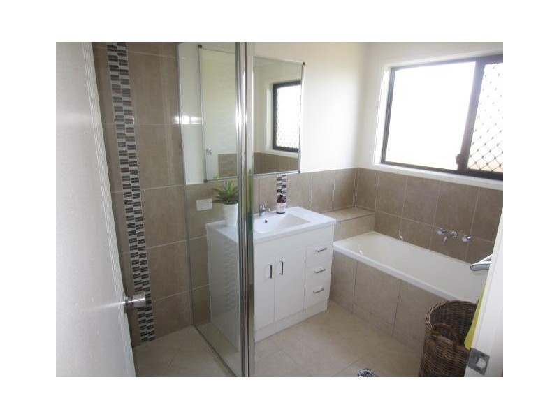 45 Epping Way, Mount Low QLD 4818