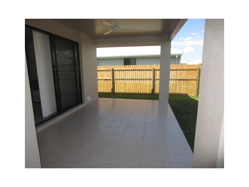 45 Epping Way, Mount Low QLD 4818