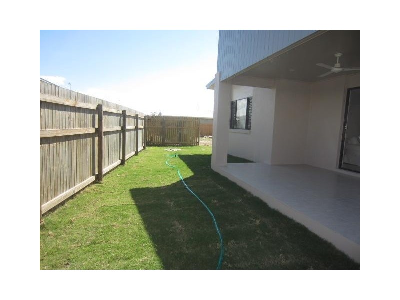 45 Epping Way, Mount Low QLD 4818