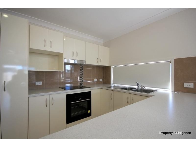 45 Epping Way, Mount Low QLD 4818