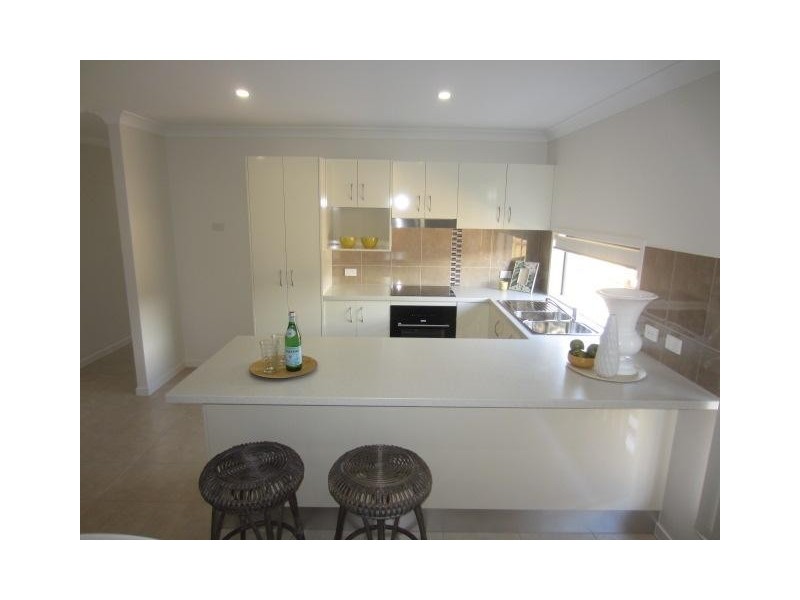 45 Epping Way, Mount Low QLD 4818