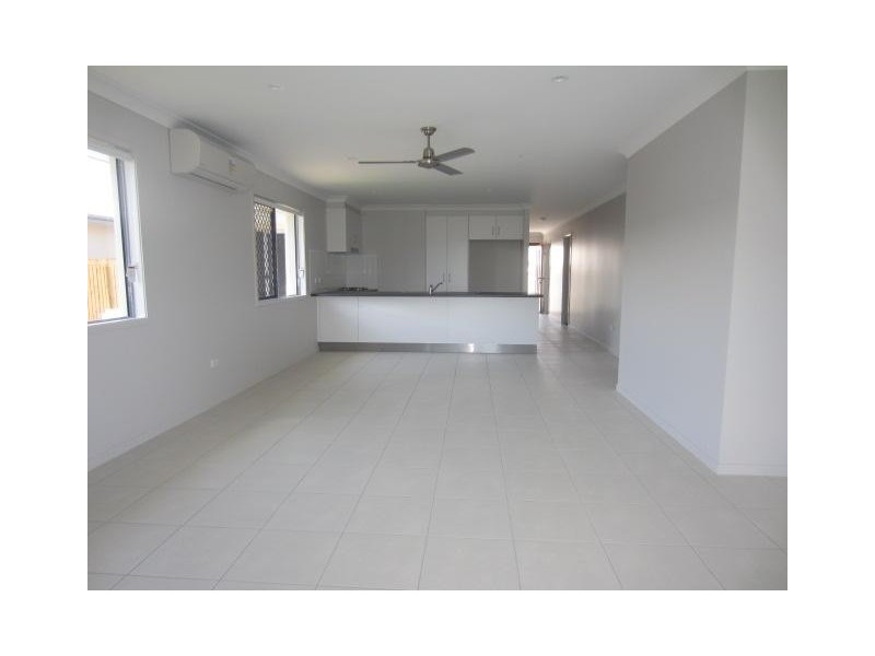 27 Cartier Circuit, Burdell QLD 4818