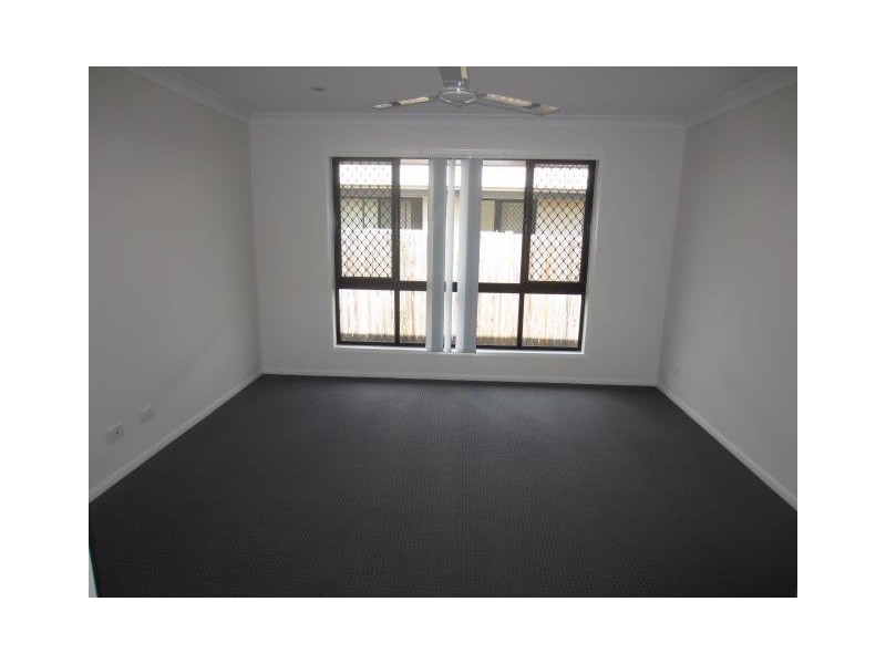 31 Epping Way, Mount Low QLD 4818