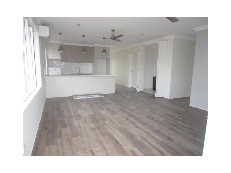 6 Bulla Place, Kelso QLD 4815