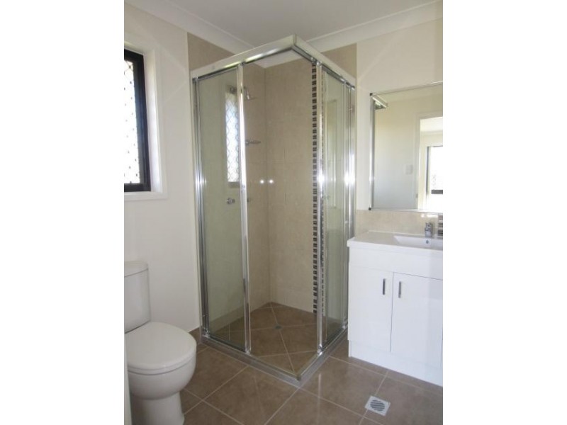 20a Stella Street, Kelso QLD 4815