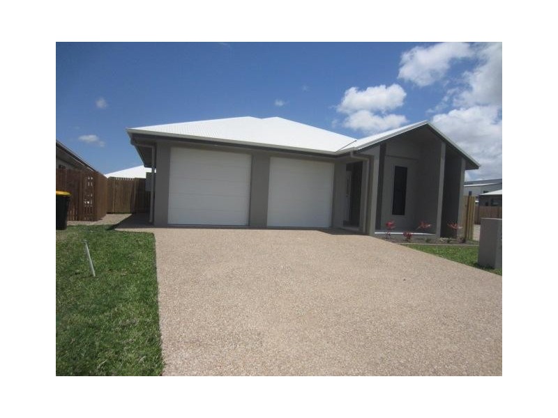 2/7 Chimene Lane, Burdell QLD 4818