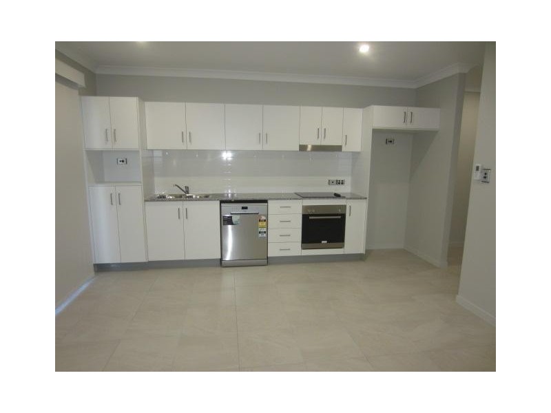 2/7 Chimene Lane, Burdell QLD 4818