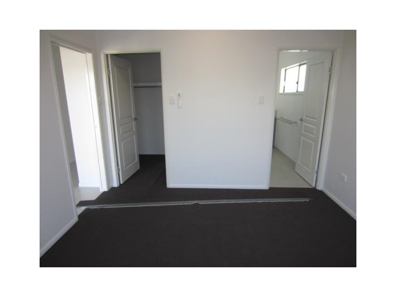 10 Dahlia Street, Burdell QLD 4818