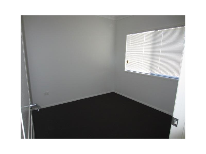 10 Dahlia Street, Burdell QLD 4818