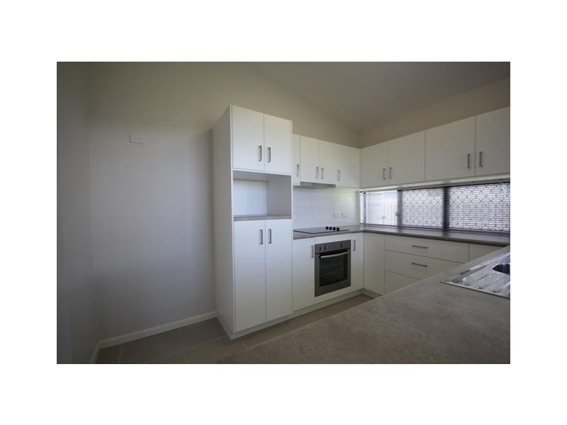 5 Jarvis Street, Burdell QLD 4818