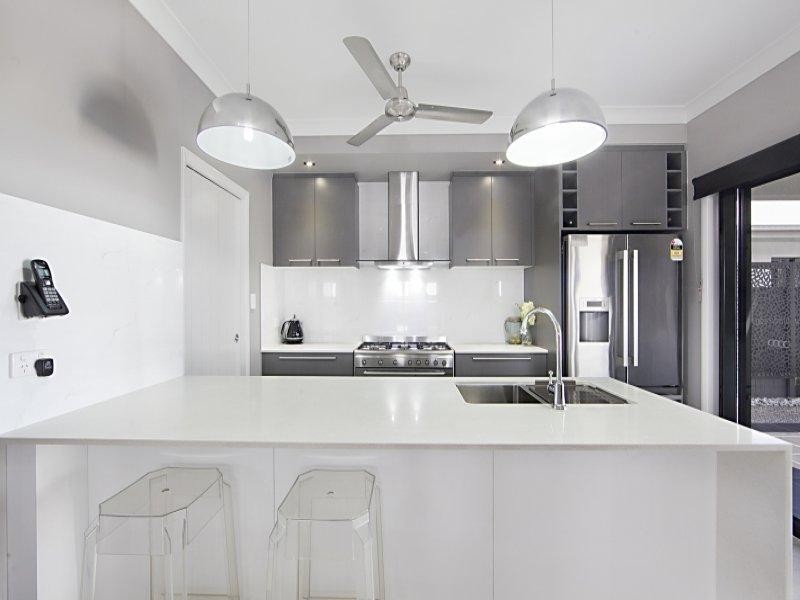 30 Greenbank Pocket, Idalia QLD 4811