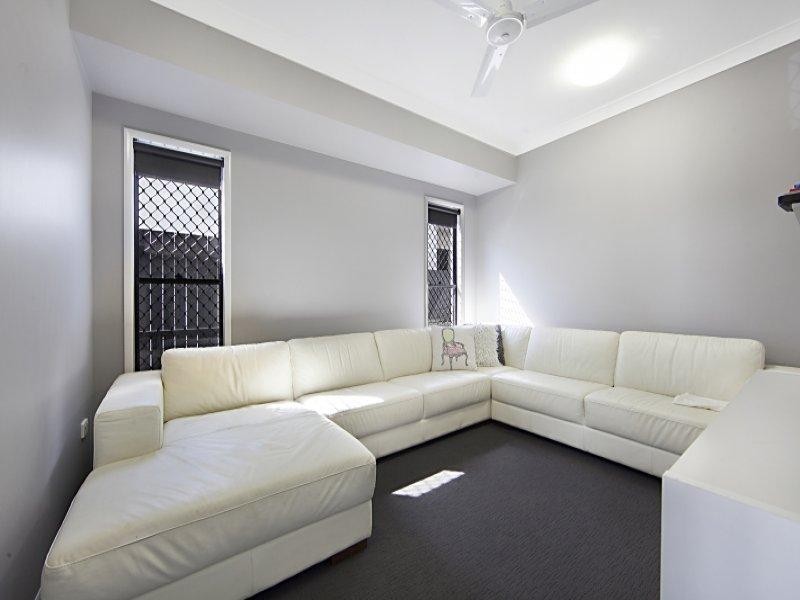 30 Greenbank Pocket, Idalia QLD 4811