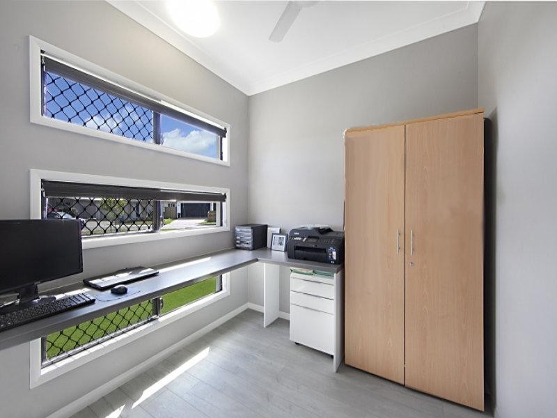 30 Greenbank Pocket, Idalia QLD 4811