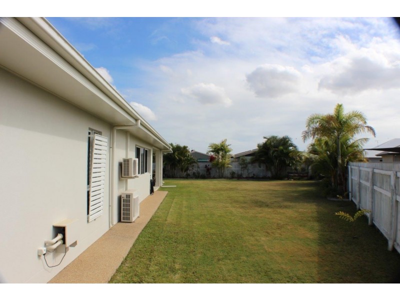 50 Ningaloo Crescent, Burdell QLD 4818