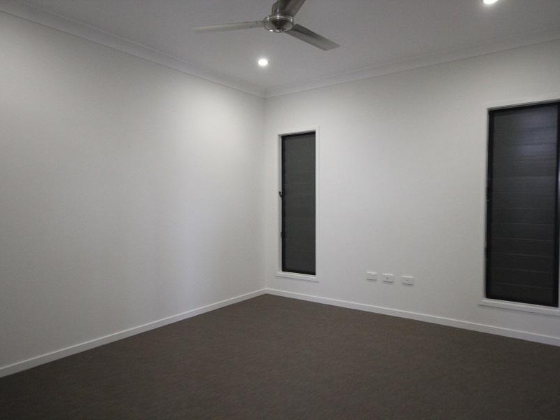 73 Sunhaven Boulevard, Burdell QLD 4818