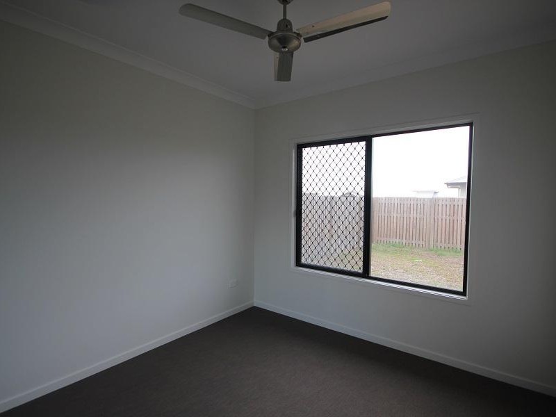 73 Sunhaven Boulevard, Burdell QLD 4818