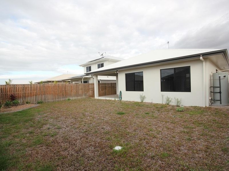 73 Sunhaven Boulevard, Burdell QLD 4818