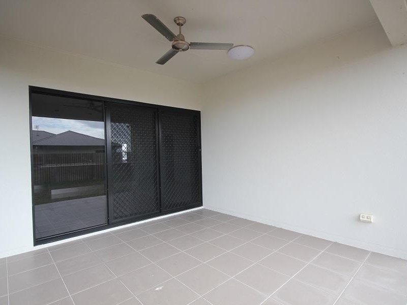 73 Sunhaven Boulevard, Burdell QLD 4818