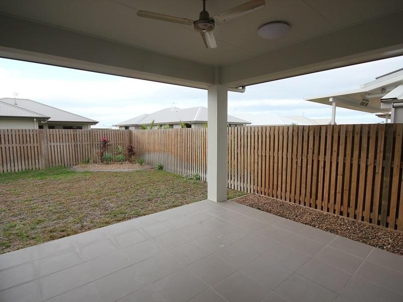 73 Sunhaven Boulevard, Burdell QLD 4818