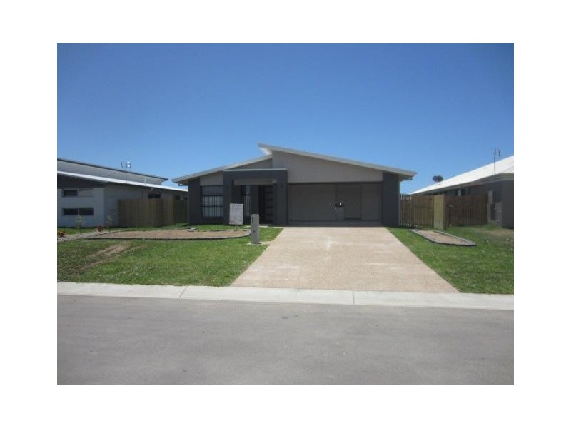 15 Barklya Street, Mount Low QLD 4818