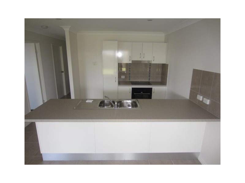 46B Epping Way, Mount Low QLD 4818