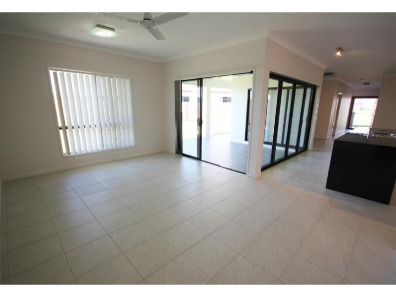 14 Makena Street, Burdell QLD 4818