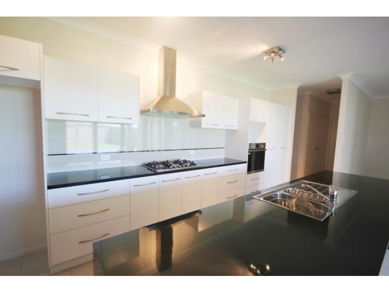 14 Makena Street, Burdell QLD 4818