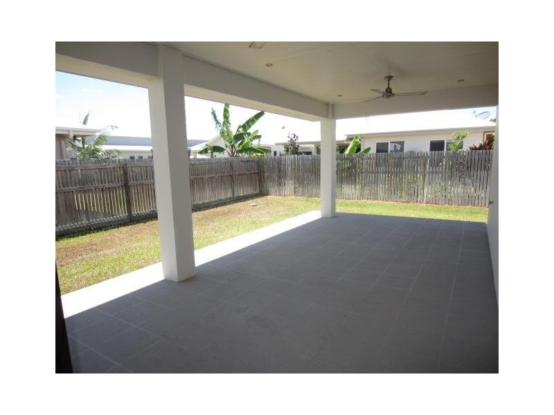 12 Blackmoor Prominade, Shaw QLD 4818