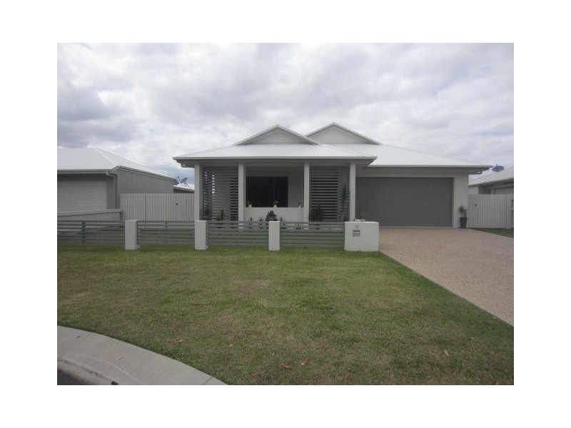 12 Blackmoor Prominade, Shaw QLD 4818