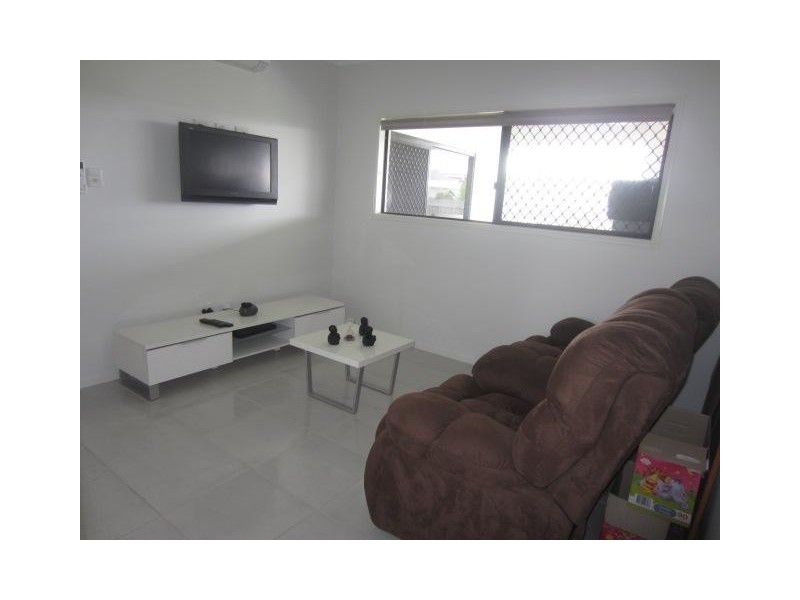 12 Blackmoor Prominade, Shaw QLD 4818