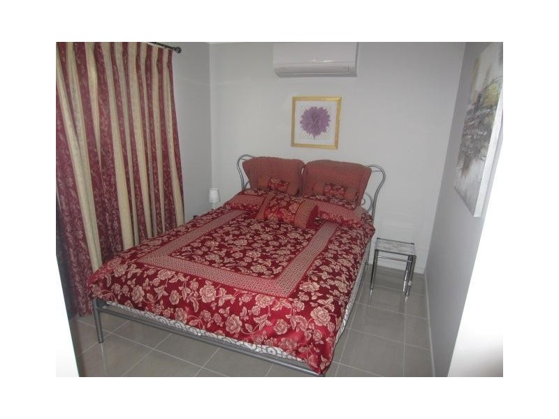 4 Cato Street, Burdell QLD 4818