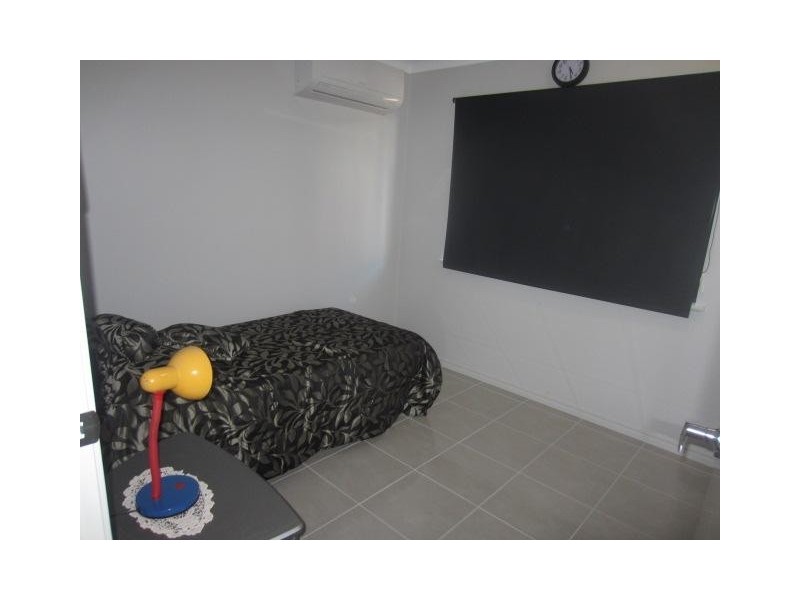 4 Cato Street, Burdell QLD 4818