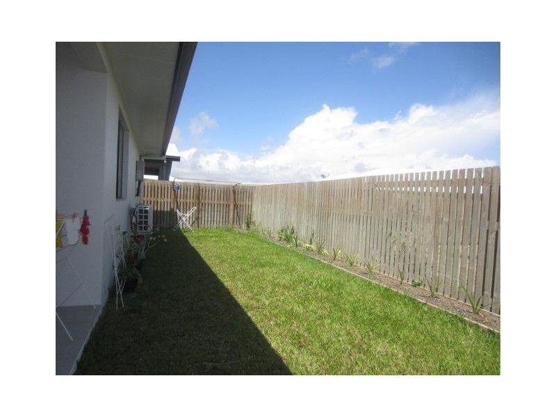 4 Cato Street, Burdell QLD 4818