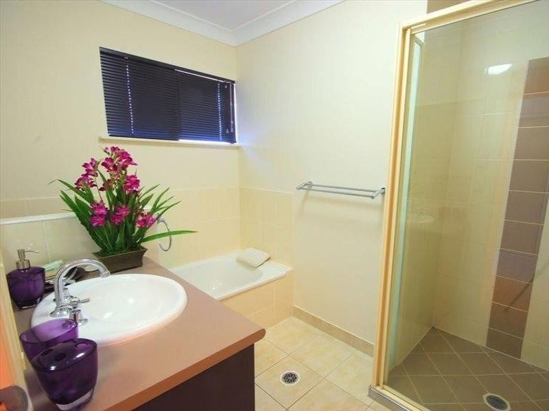 7 Littabella Place, Bushland Beach QLD 4818